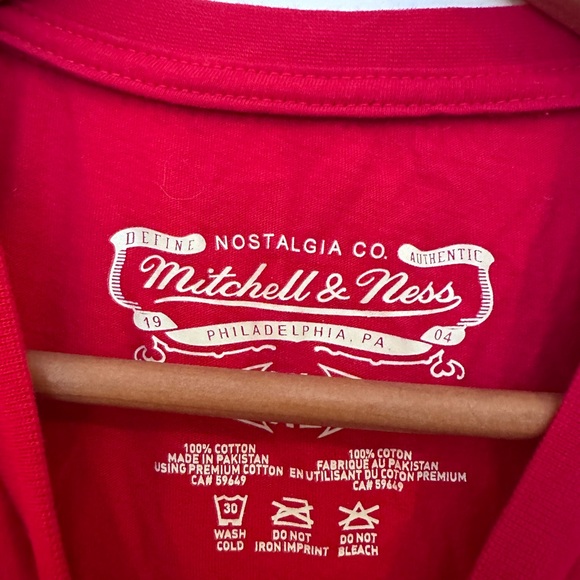 Toronto Raptors TShirt - Picture 3 of 3